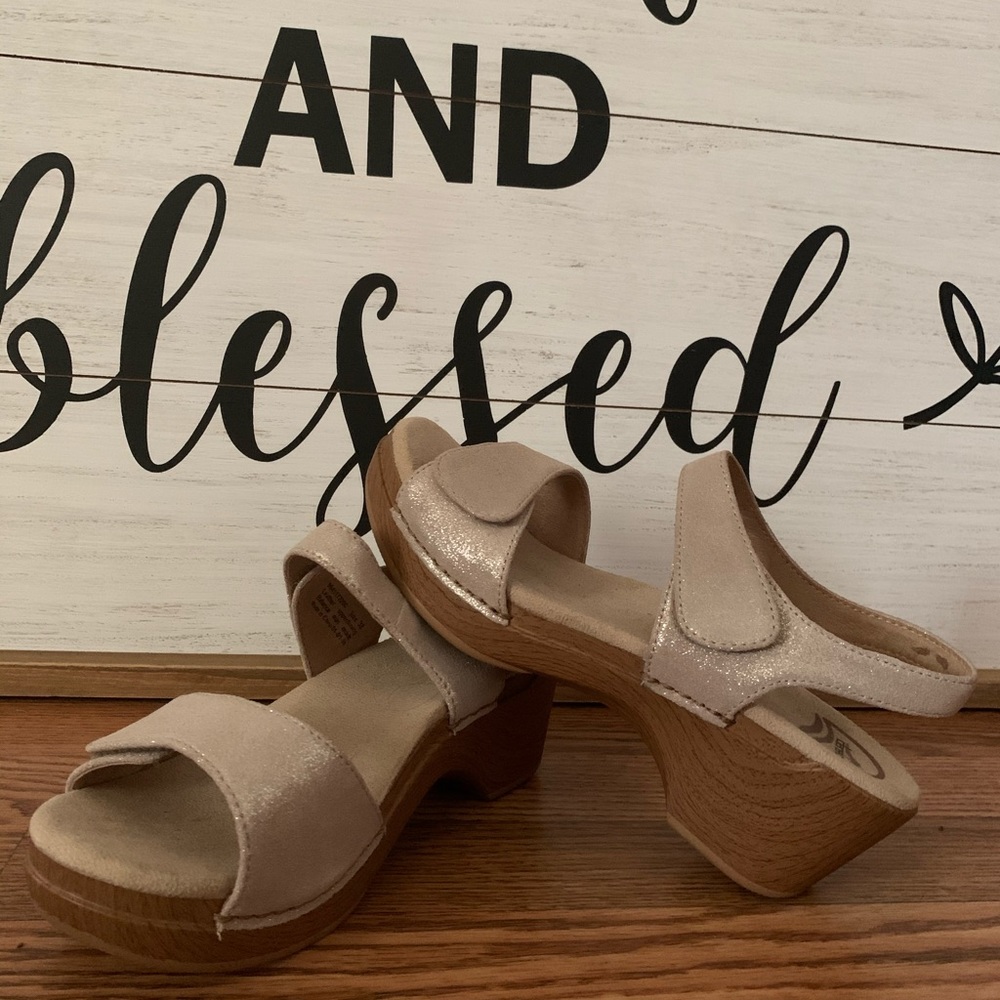 Dansko 38
